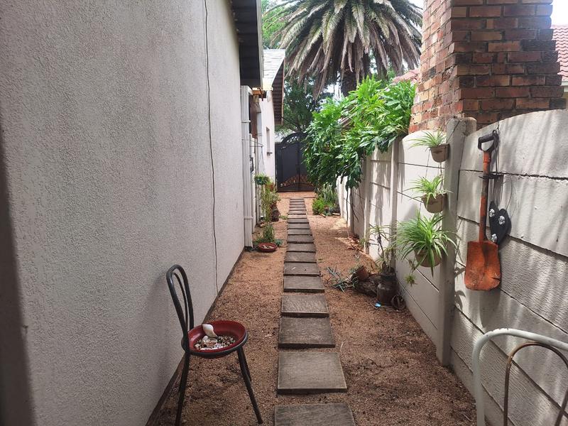 3 Bedroom Property for Sale in Flamwood North West